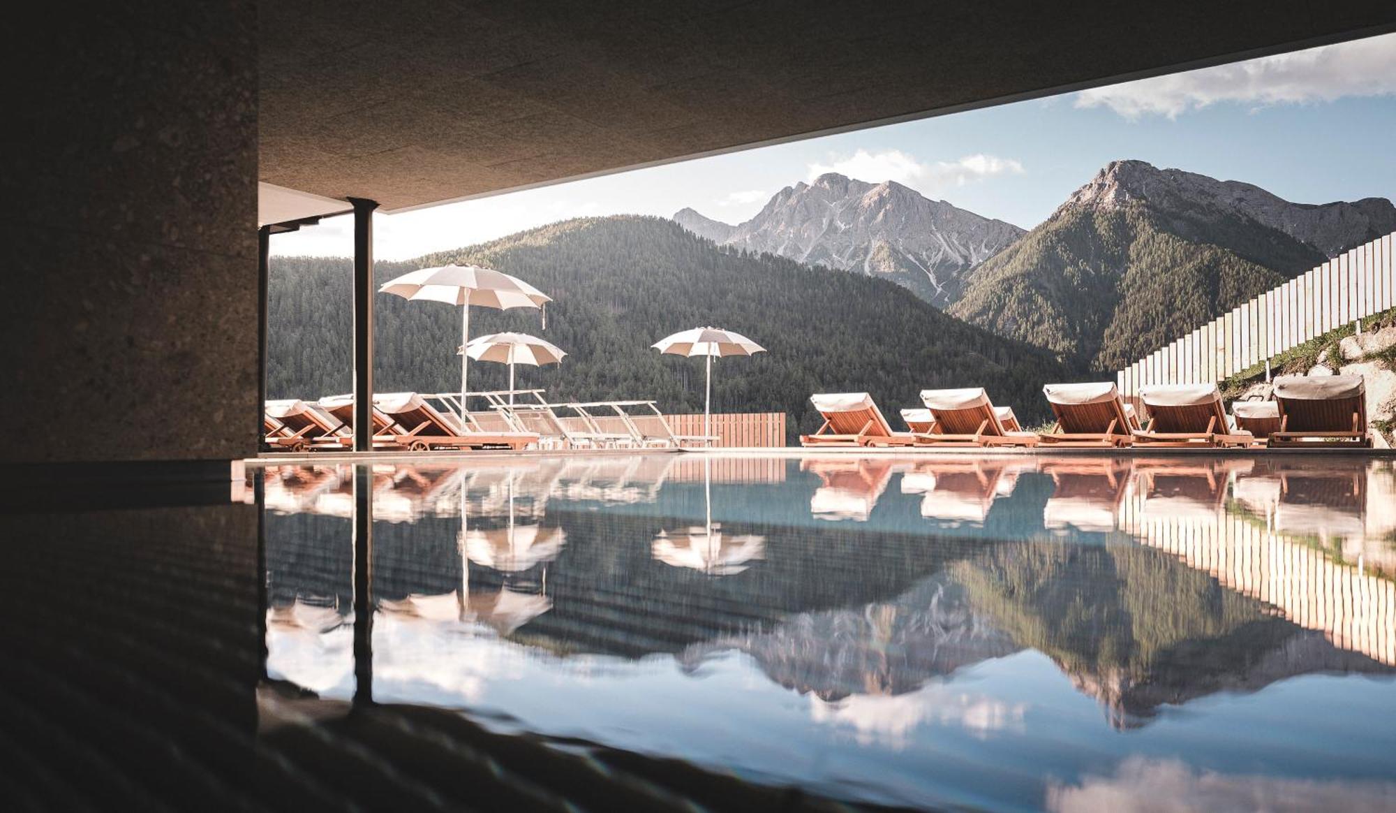 Kronplatz-Resort Berghotel Zirm Valdaora Esterno foto